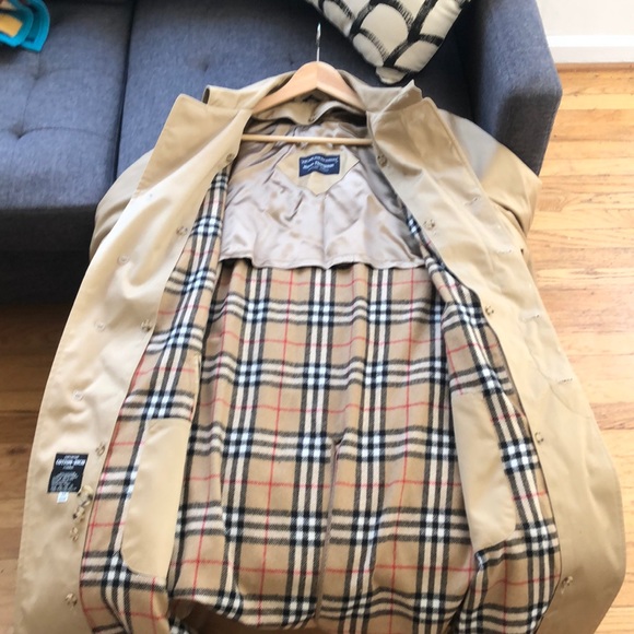 Norm Thompson Trench Coat - Picture 2 of 5